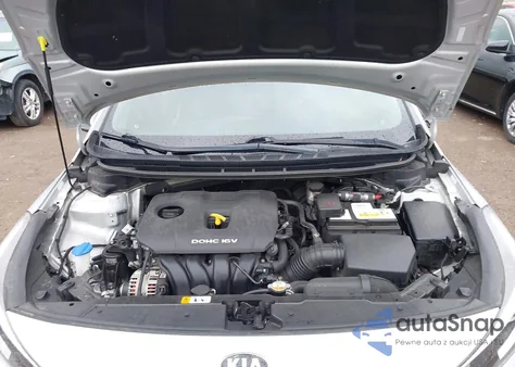 2018 Kia Forte Lx z USA, uszkodzony, nr VIN 3KPFK4A76JE205970